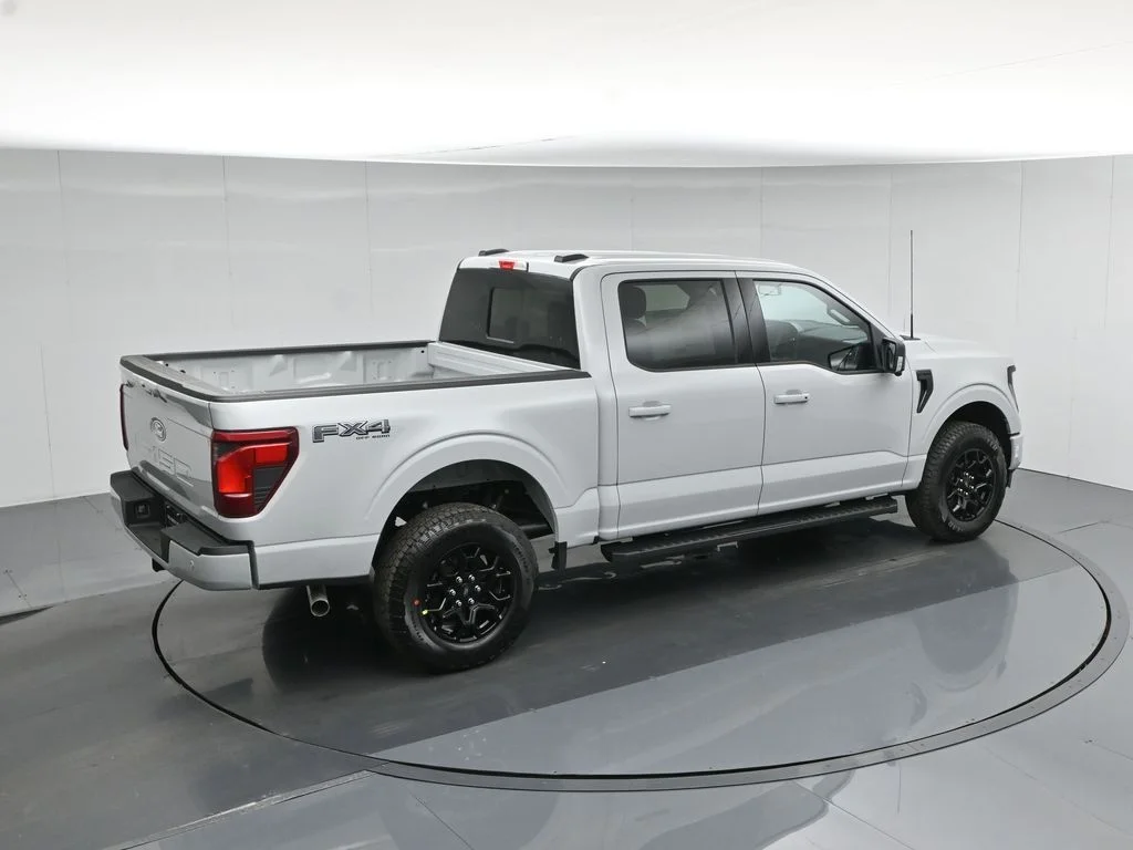 New 2026 Avalanche Ford XLT image 44