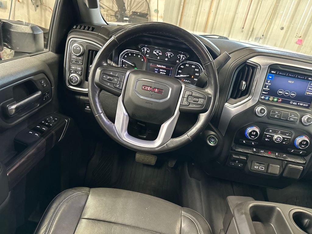Used 2020 White GMC SLT image 17