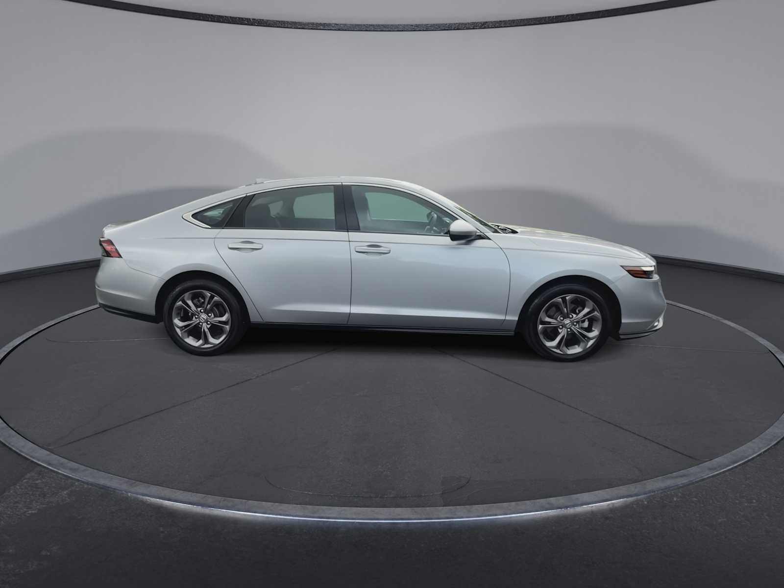 2023 Honda Accord EX - Photo 9