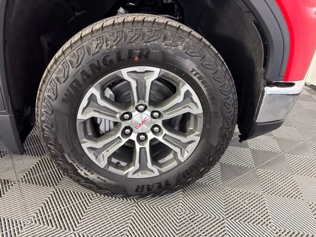 2026 GMC Sierra 1500 SLE - Photo 40
