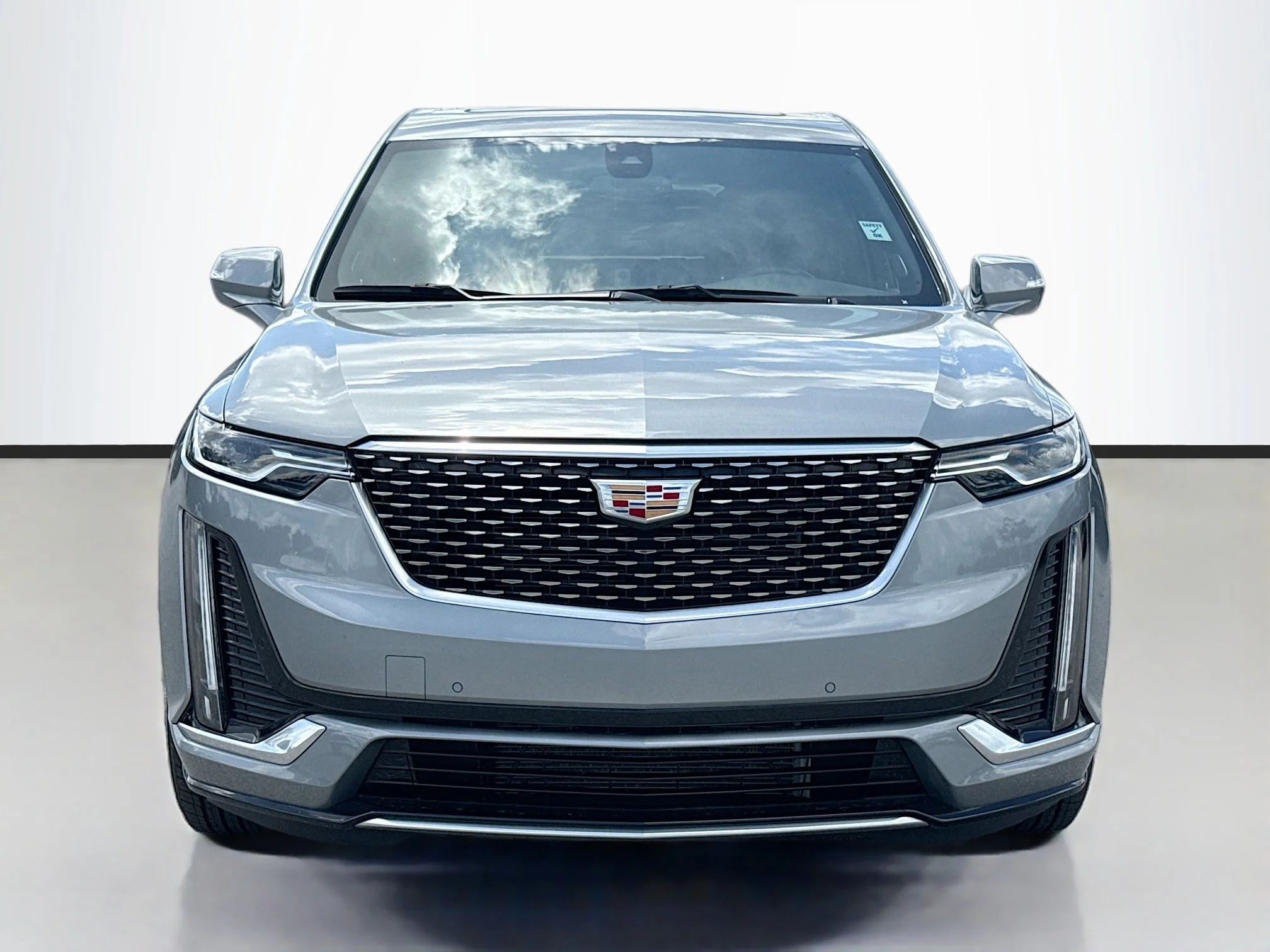 Used 2024 Argent Silver Metallic Cadillac FWD Premium Luxury image 8