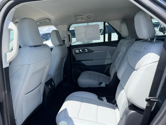 New 2026 Carbonized Gray Metallic Ford Platinum™ image 7