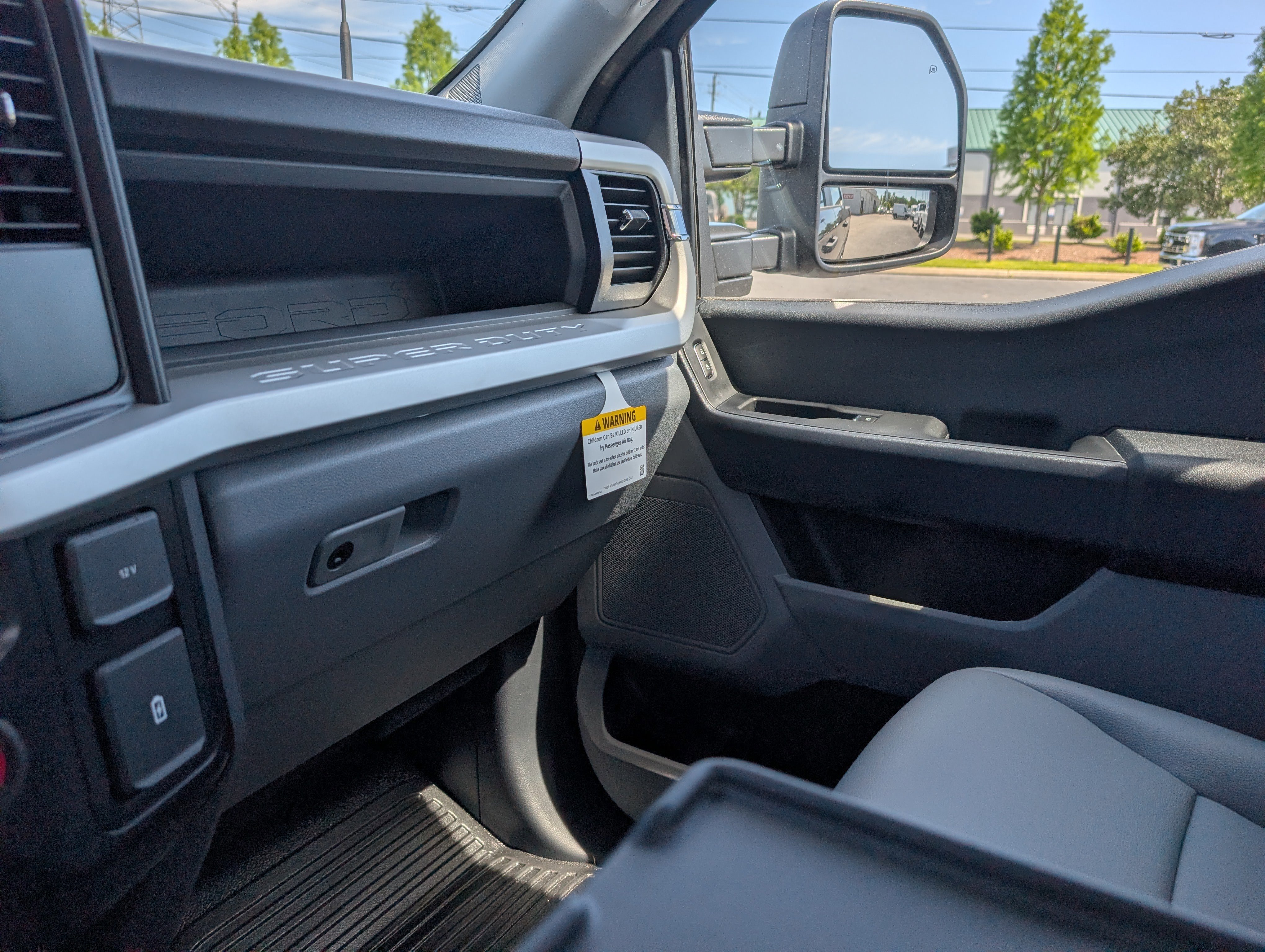 New 2026 Agate Black Metallic FORD F-250® XL image 28