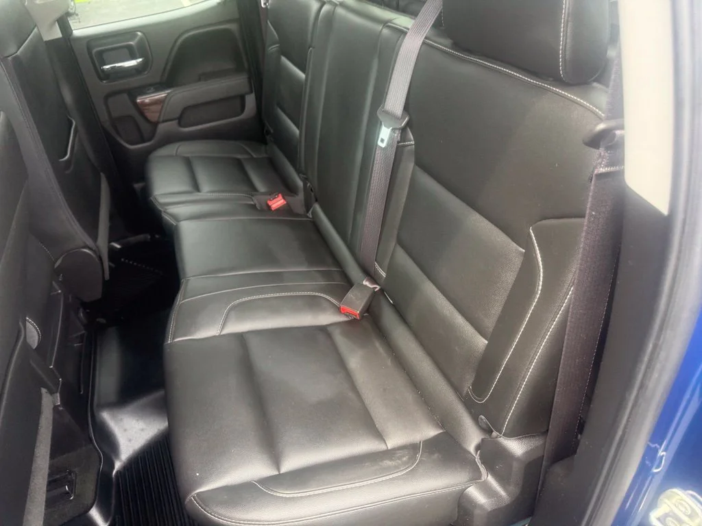 Used 2016 Blue GMC SLT image 31