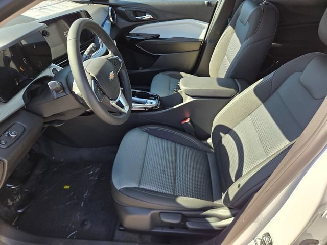 2026 Chevrolet Trax LT - Photo 6