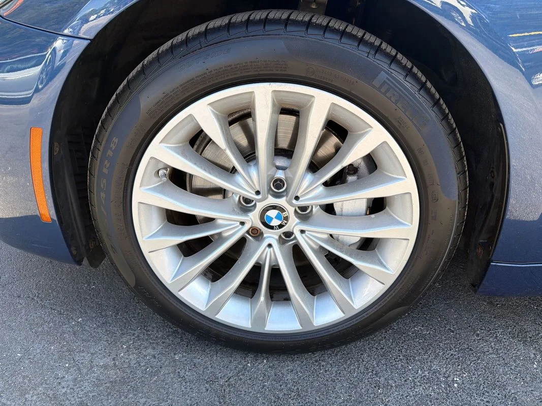 Used 2022 Blue BMW i xDrive image 22