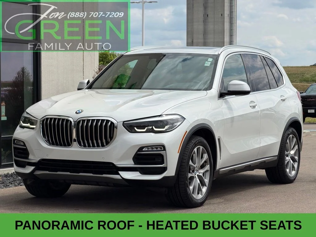 Used 2019 White BMW xDrive40i image 1