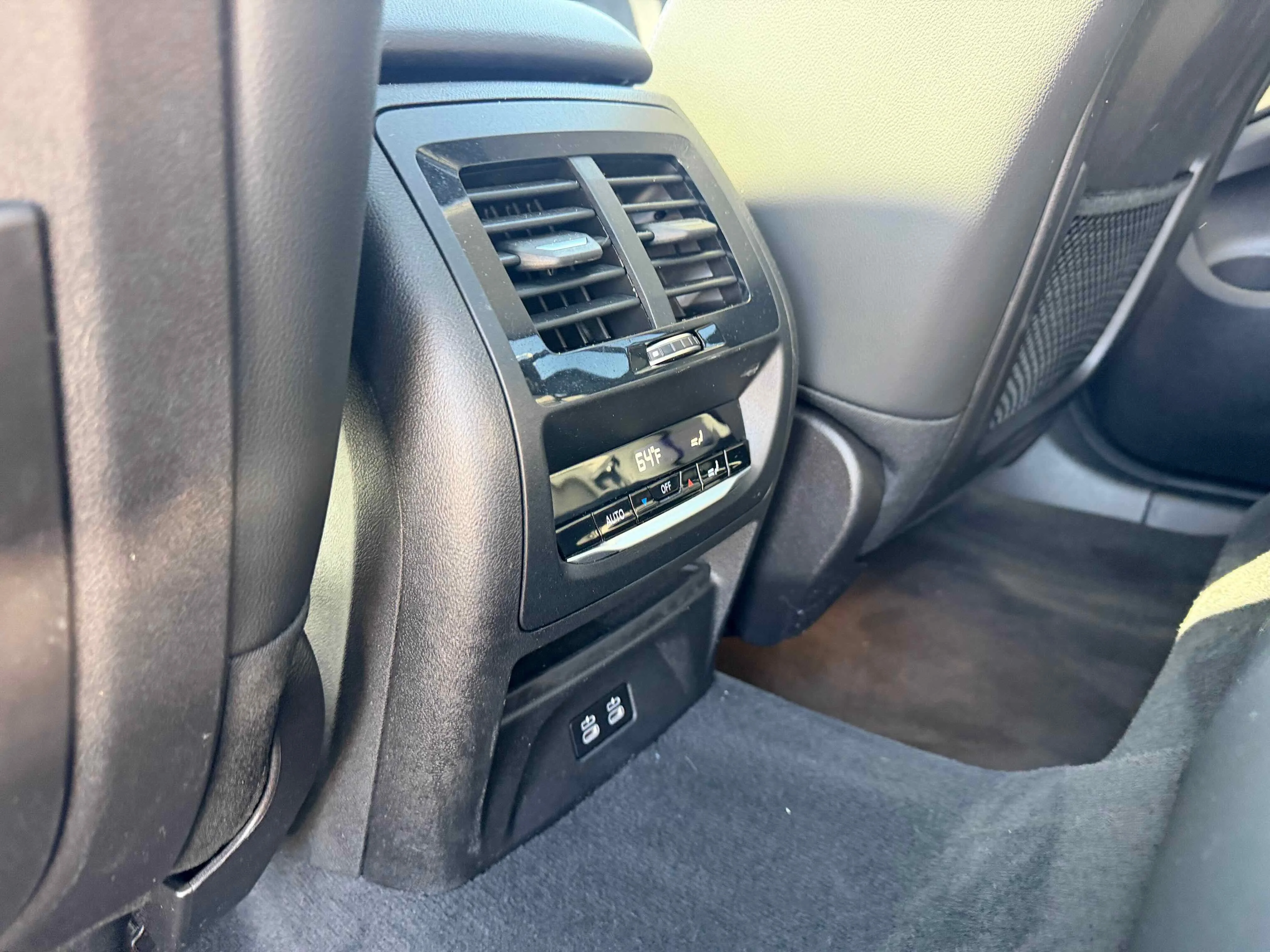 Used 2023 Phytonic Blue Metallic BMW xDrive30i image 29