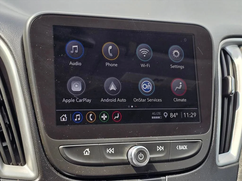 Used 2023 Summit White Chevrolet LT image 19