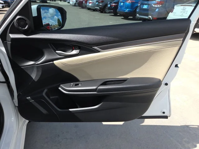 Used 2019  Honda EX-L image 26