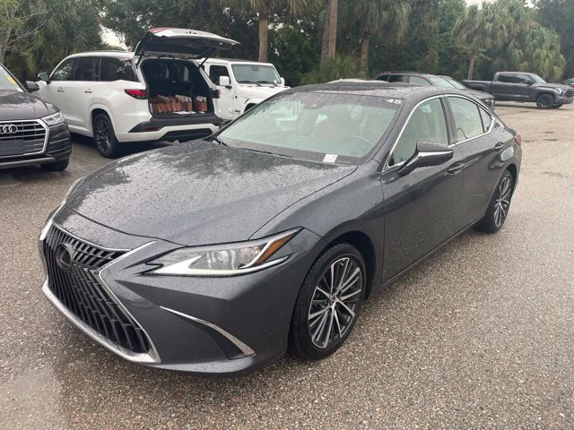 Certified Used 2025 Gray Lexus ES 350 image 5