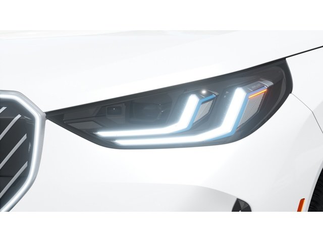 New 2026 Mineral White Metallic BMW 30 xDrive image 6