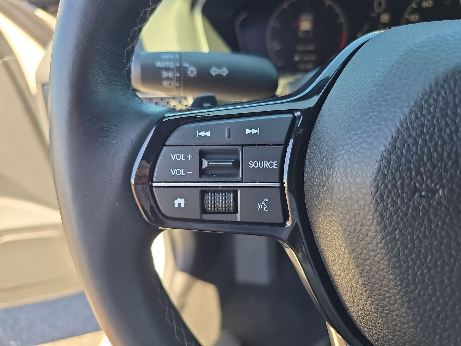 Certified Used 2025 White Honda Sport image 21