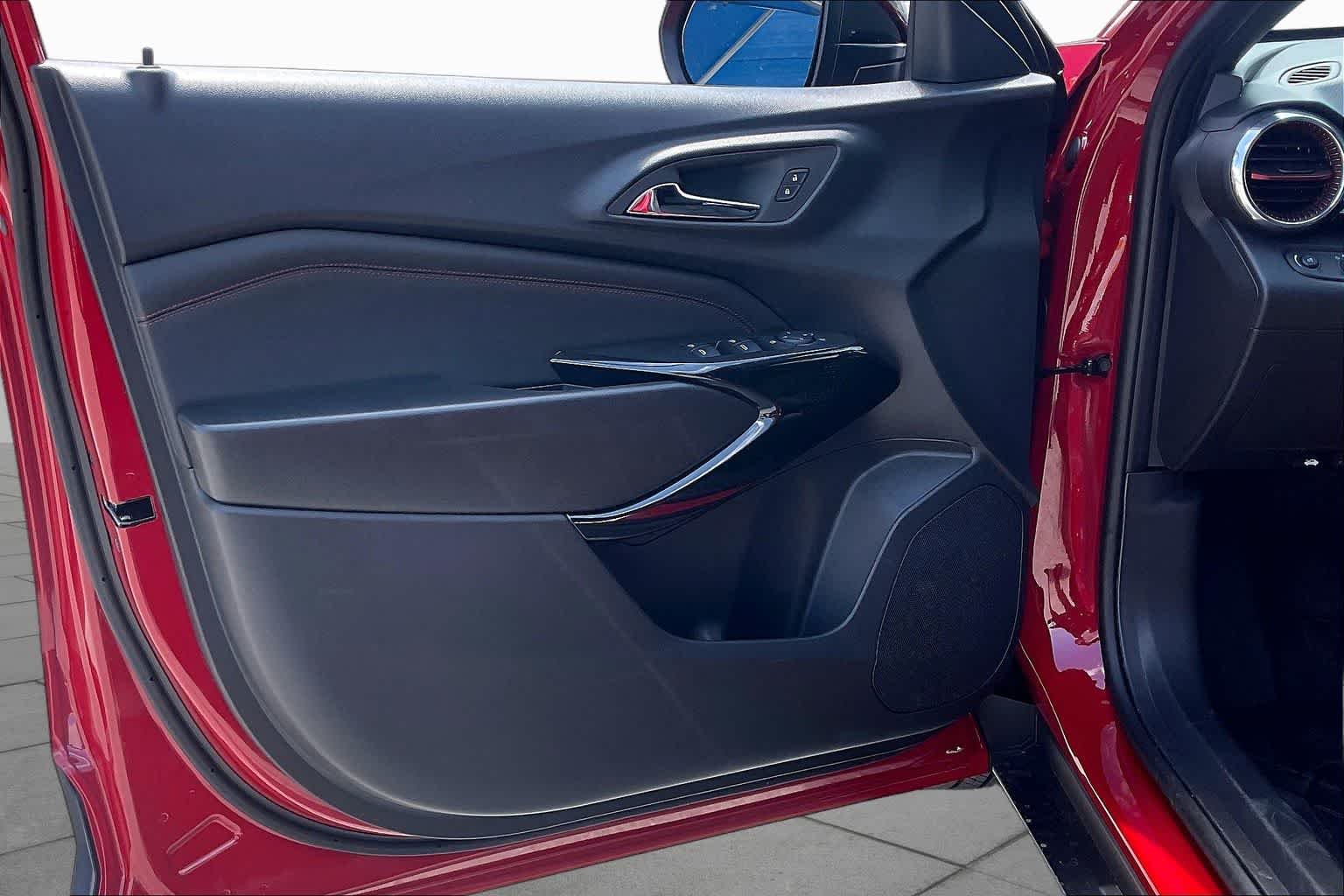 2026 Chevrolet Trax RS - Photo 10