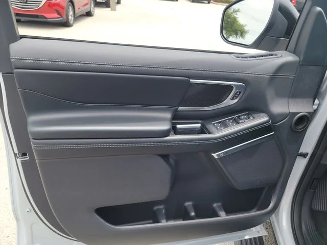 Used 2025 Silver Ford Platinum image 20