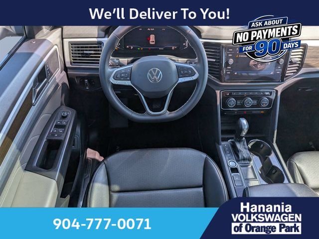 Used 2023 Gray Volkswagen 3.6L V6 SE w/Technology image 16