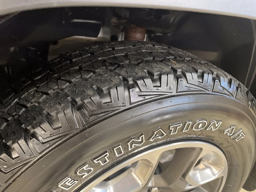 Used 2019 Beige Jeep Trailhawk image 12