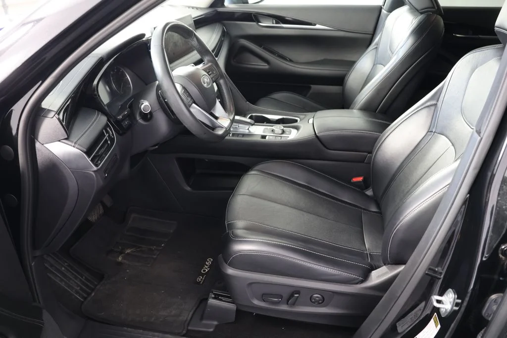 Used 2023 Black INFINITI PURE image 20