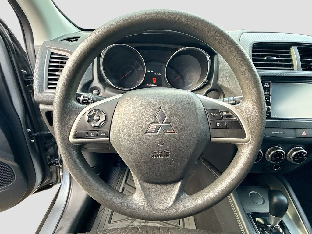Used 2021  Mitsubishi 2.0 LE image 12