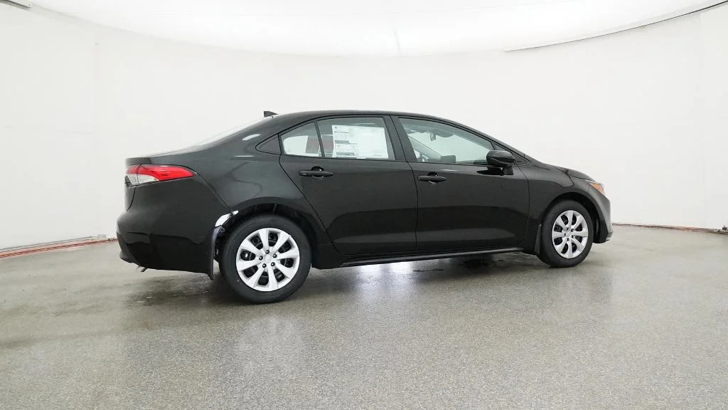 New 2026 Midnight Black Metallic Toyota LE image 15