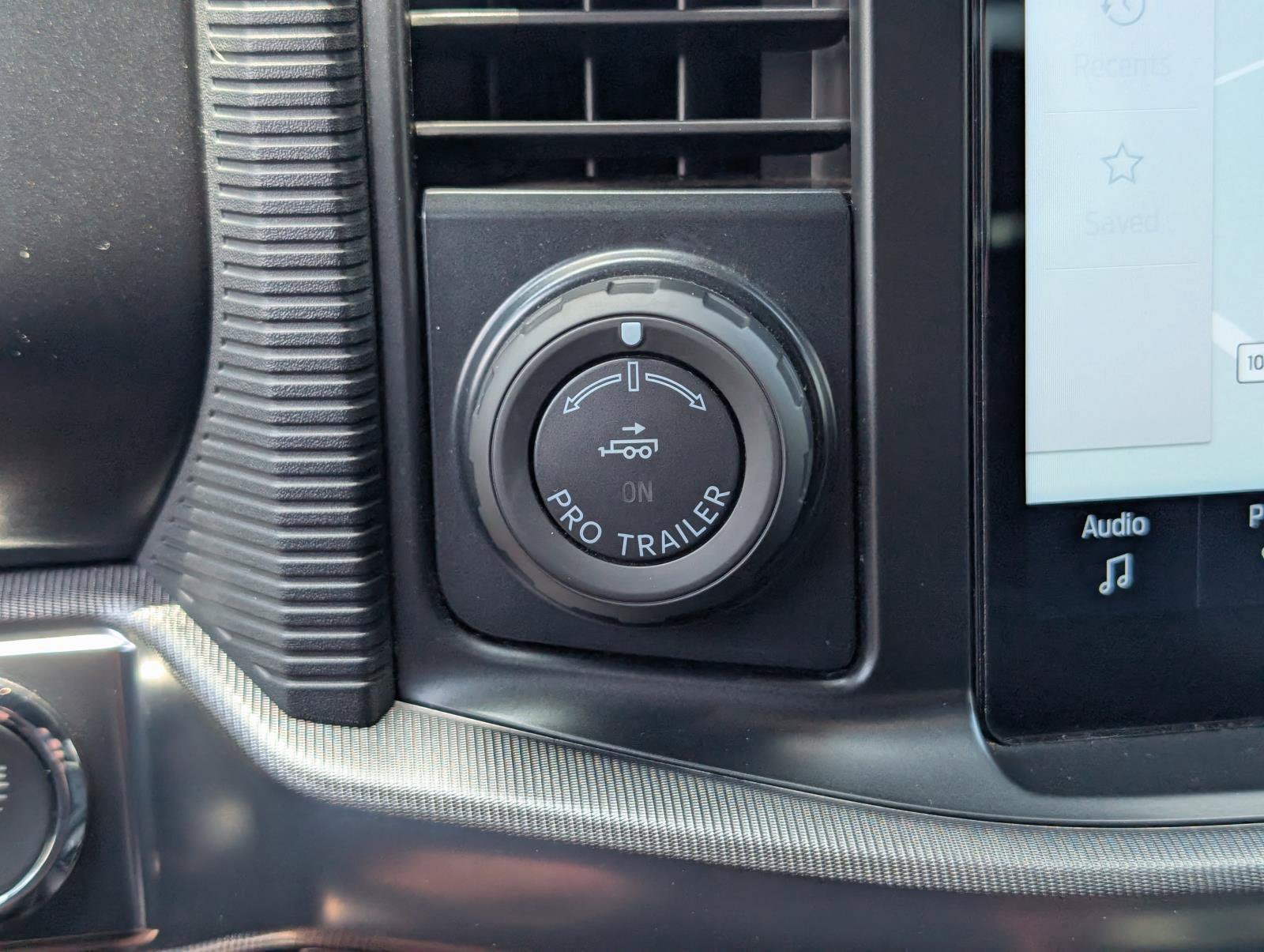 2025 Ford F-150 Lariat - Photo 27