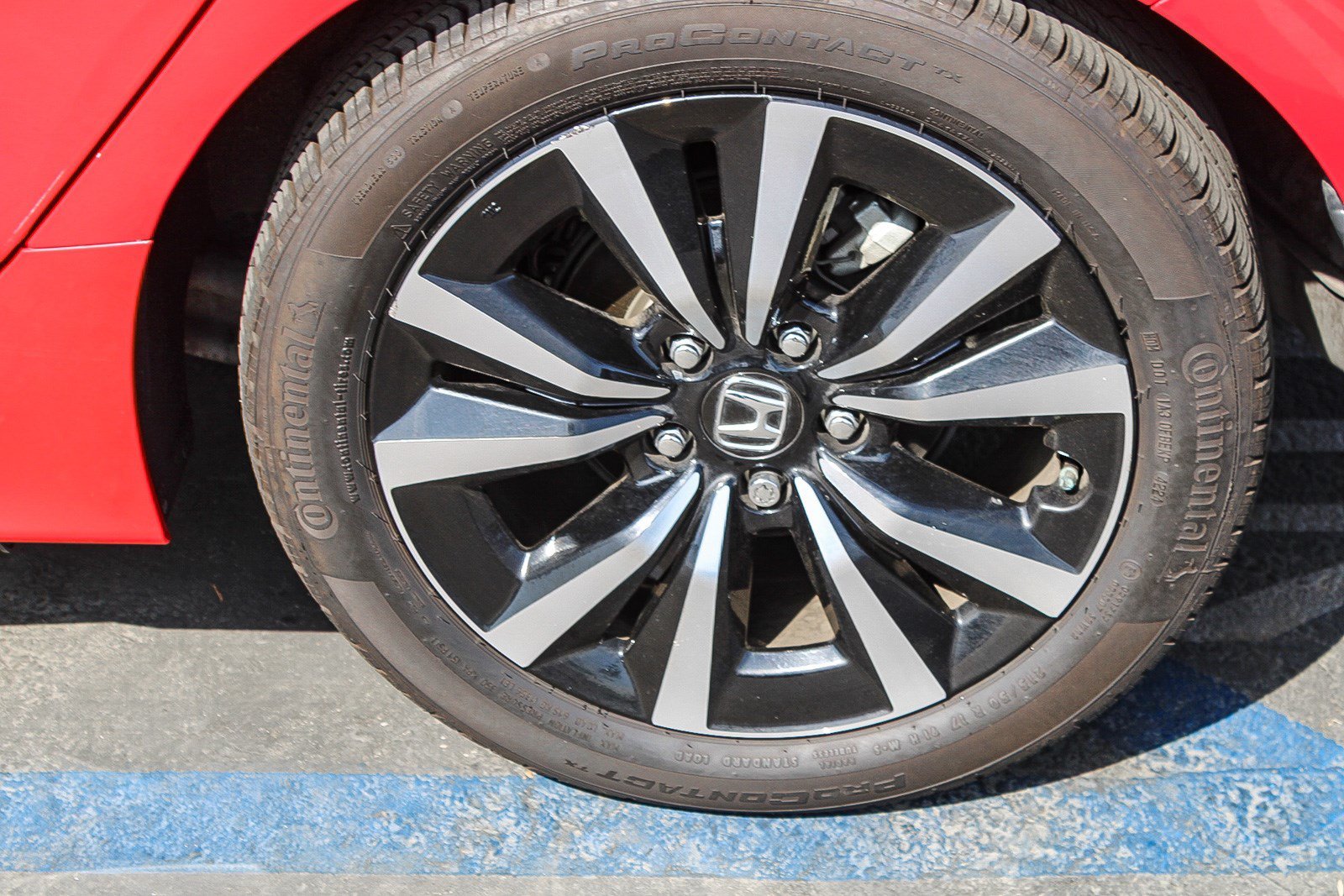 Certified Used 2024 Rallye Red Honda EX-L image 26