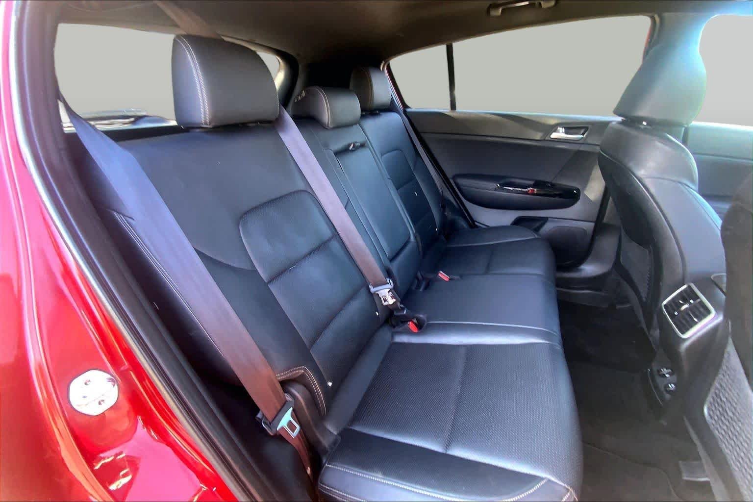 Used 2022 Hyper Red Kia Nightfall image 20