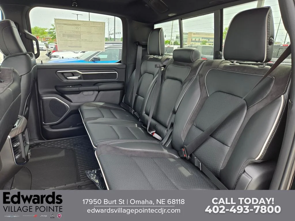 New 2026 Diamond Black Crystal Pearl-Coat Exterior Paint RAM Laramie image 25