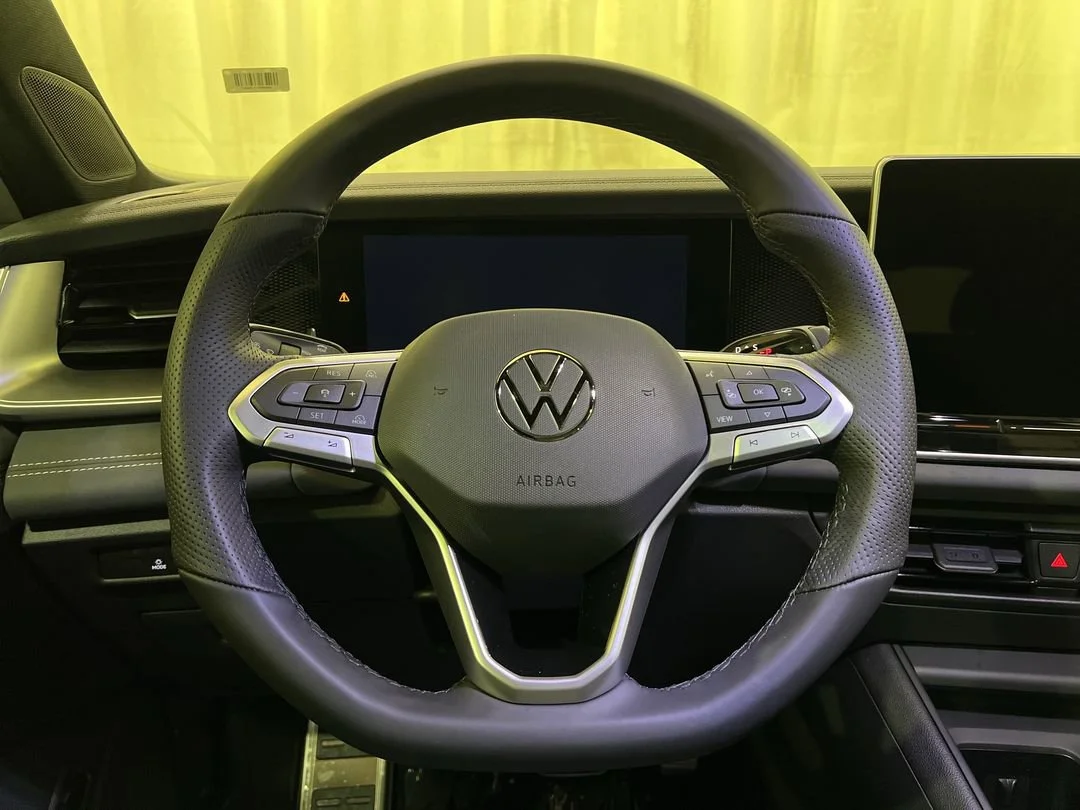 2026 Volkswagen Tiguan SE R-LINE BLACK - Photo 16