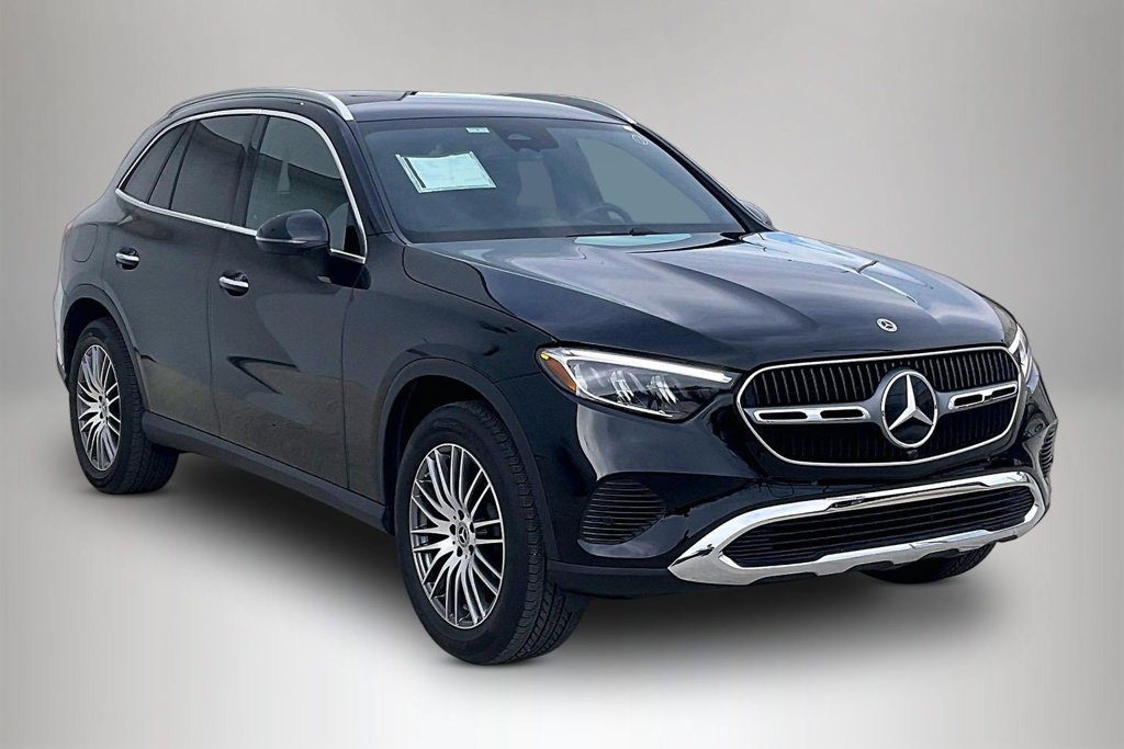 2026 Mercedes-Benz GLC Base