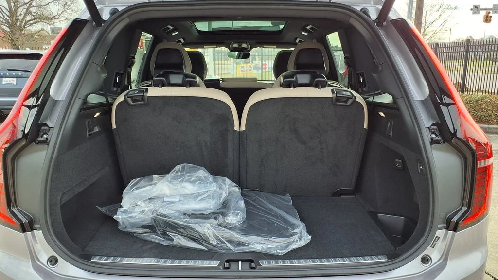 2026 Volvo XC90 Core - Photo 9