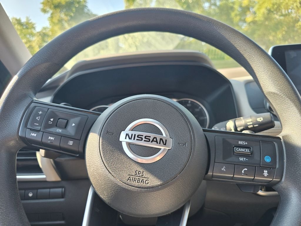 2021 Nissan Rogue SV - Photo 18
