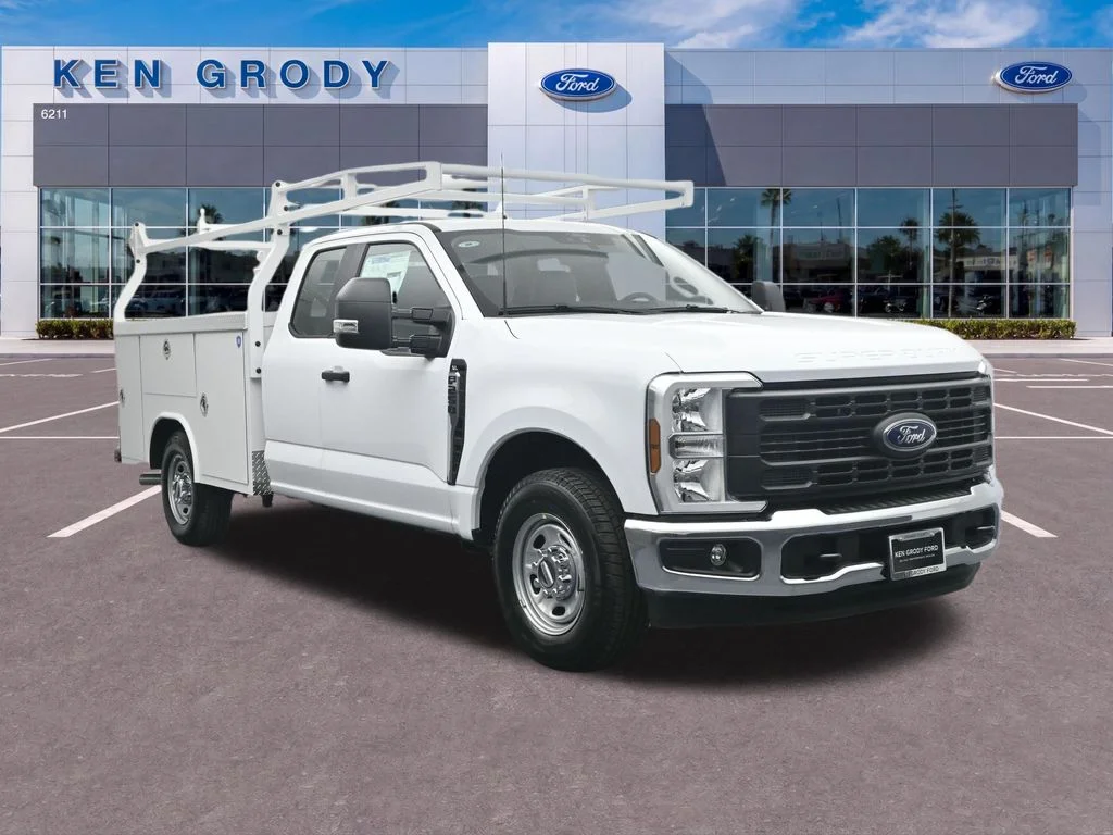 2026 Ford F-250 XL SuperCab 8' Box's photo