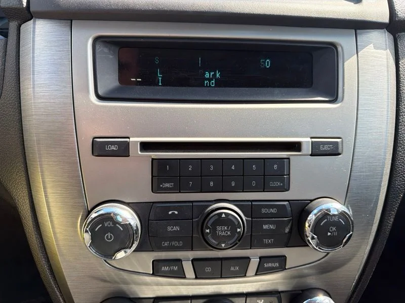 Used 2011 Black Ford SE image 16