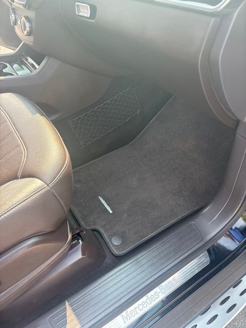 Used 2019 Black Mercedes-Benz GLS 450 image 33
