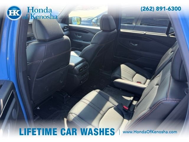 Certified Used 2024 Diffused Sky Pearl Honda TrailSport image 11