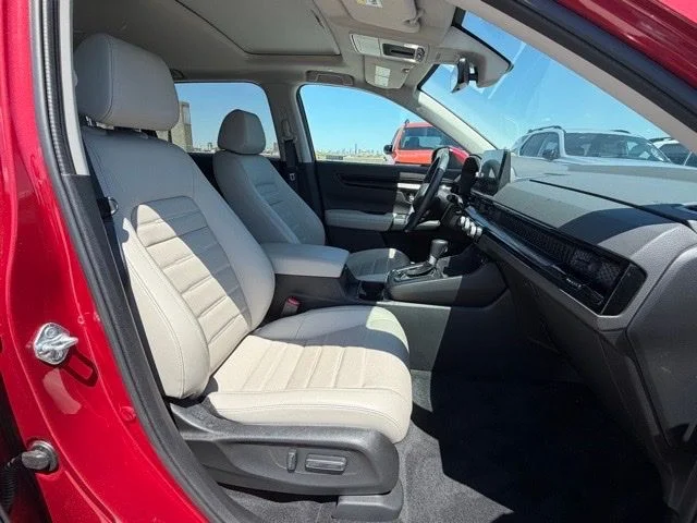 Used 2023 Red Honda EX-L image 17
