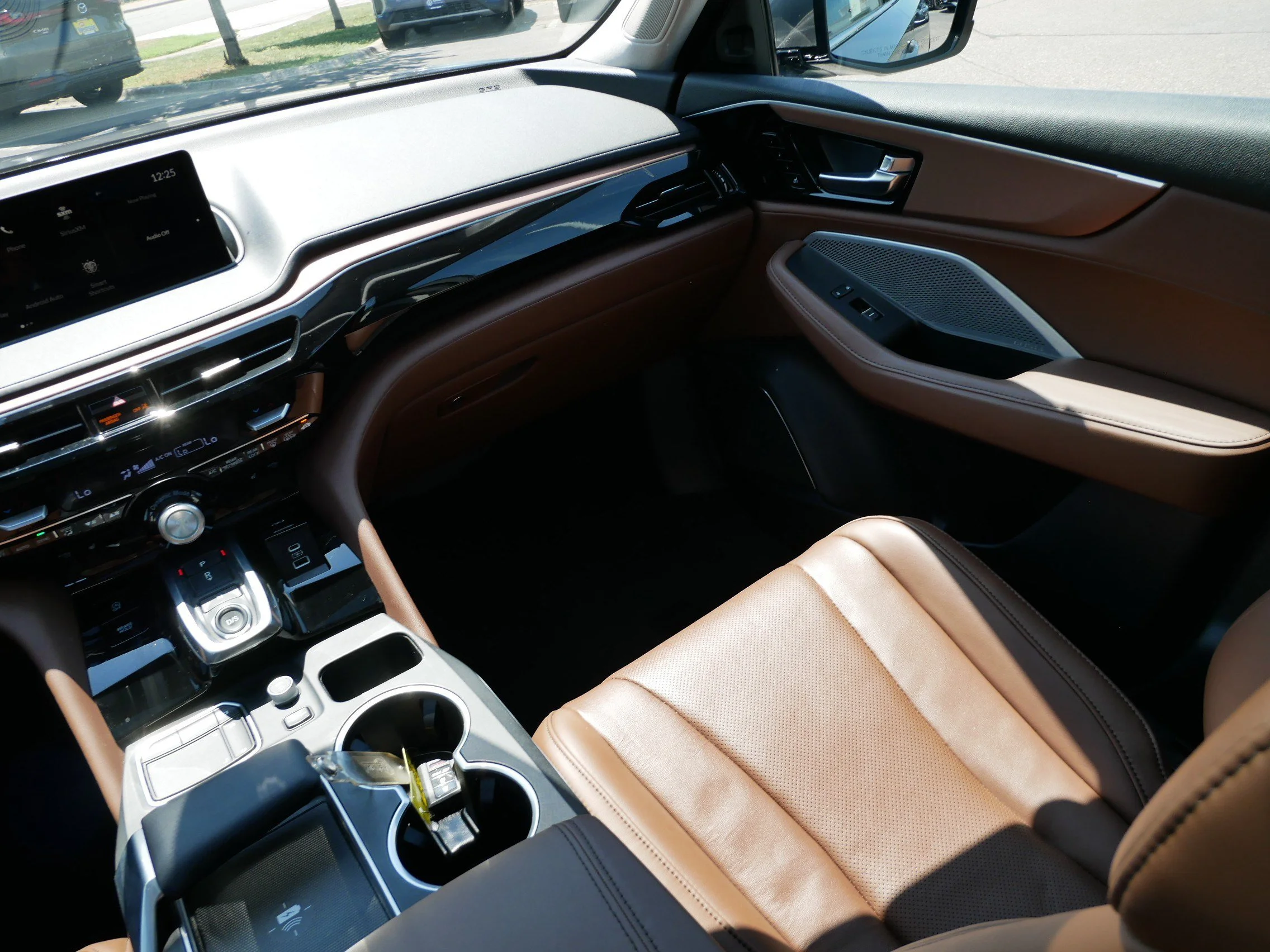 Used 2023 Liquid Carbon Metallic Acura w/Technology Package image 11