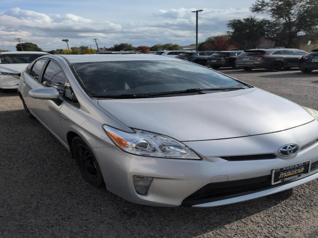Used 2014 Classic Silver Metallic Toyota Four image 6