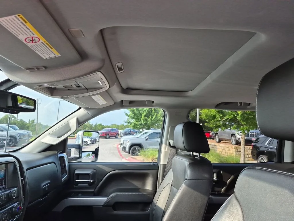 Used 2018 Black Chevrolet LTZ image 32