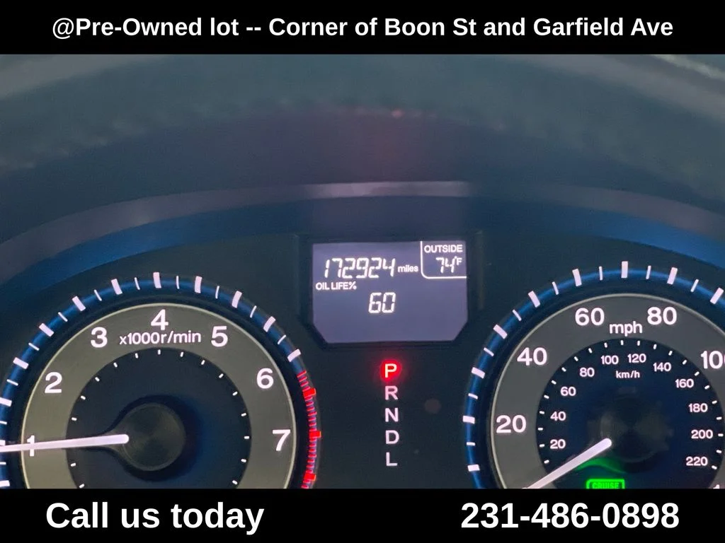 Used 2012  Honda EX-L image 21