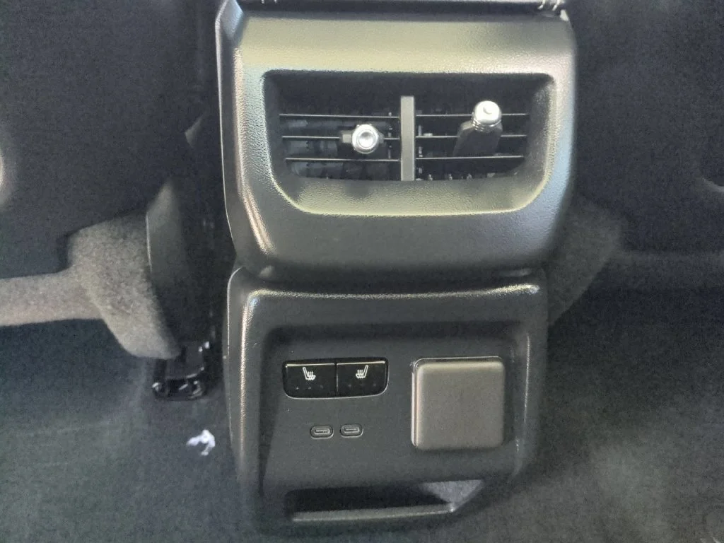 2026 Cadillac OPTIQ Premium Sport - Photo 31