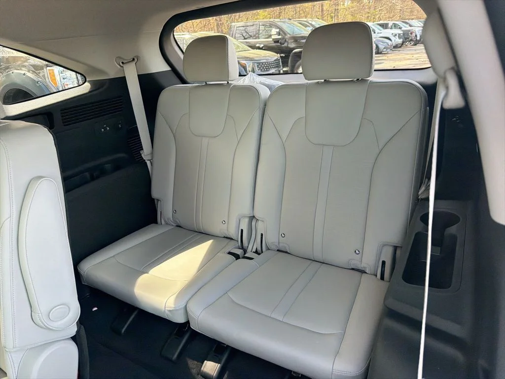 Used 2025 Gray Kia EX image 26