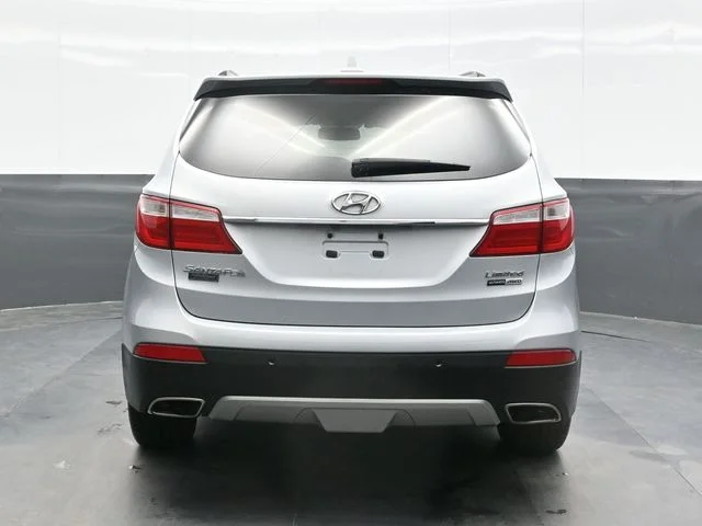 Used 2016 Silver Hyundai Limited image 2