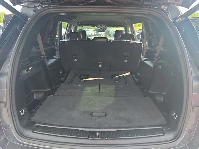 Used 2024 Gray Jeep Altitude image 14