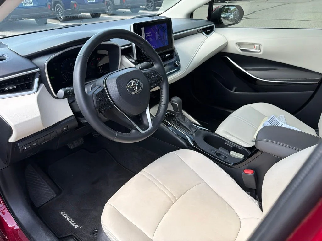 Used 2024 Red Toyota XLE image 5