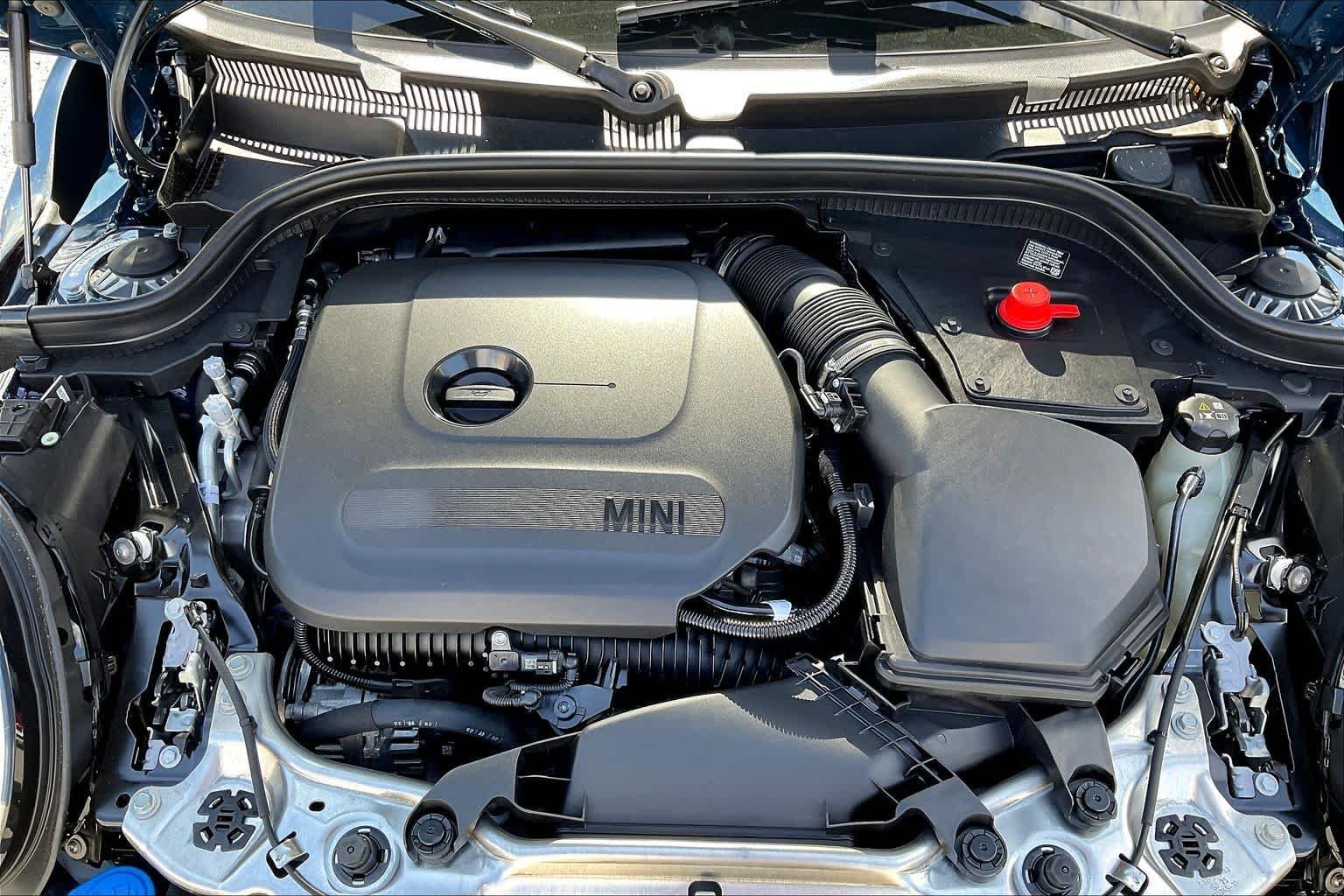 2026 MINI Hardtop 2 Door S - Photo 16