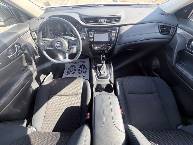 2017 Nissan Rogue SV - Photo 28