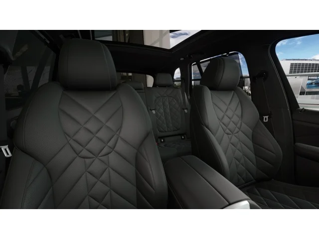 New 2026 Carbon Black Metallic BMW  image 11