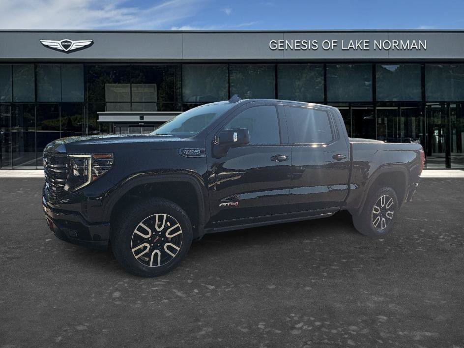 Used 2024 Onyx Black GMC AT4 image 1